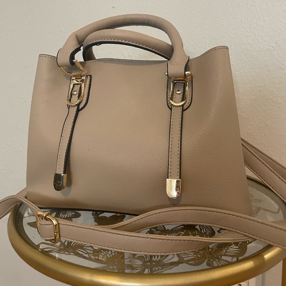 Tan and gold medium handbag - Picture 4 of 5